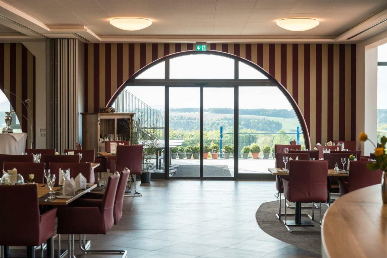 Hotel & Golfrestaurant Gut Wissmannshof Staufenberg  Exterior photo